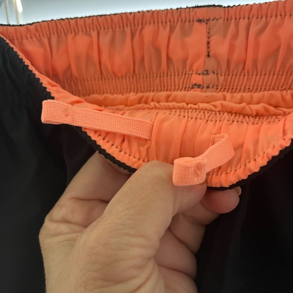 Nike Dri-Fit Shorts - Picture 7 of 8